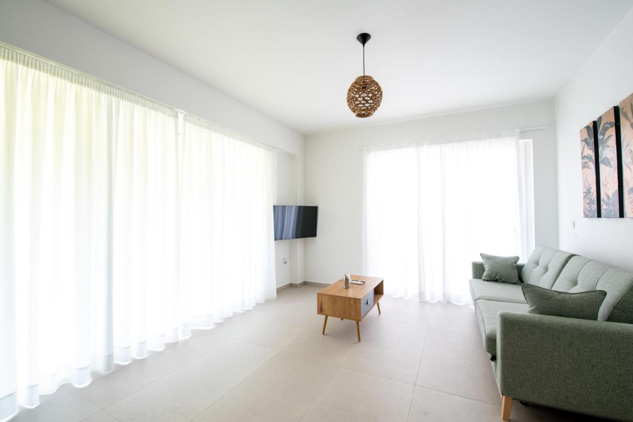 Ennea Suites-Earth Suite Flámbouras Extérieur photo